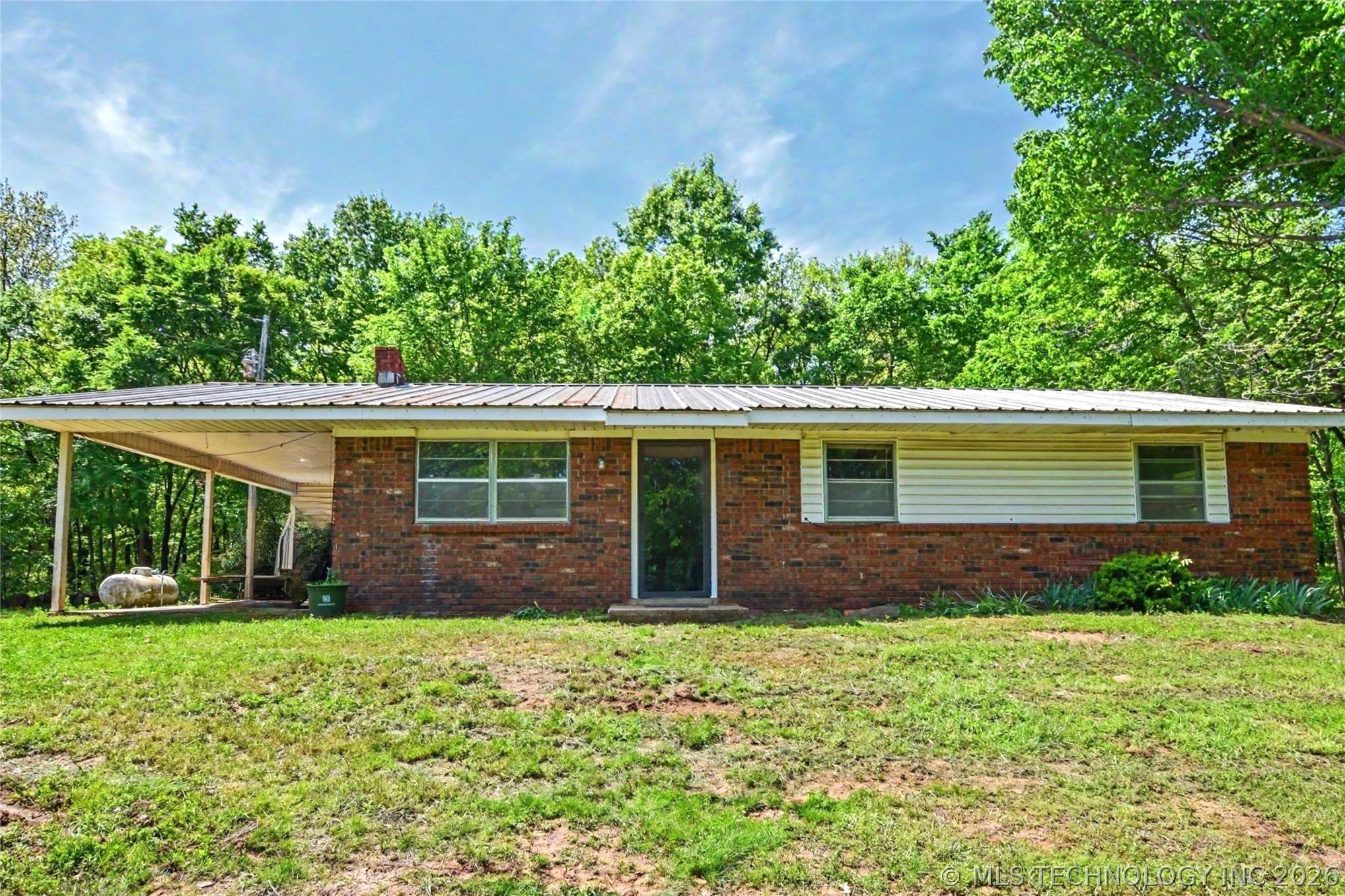 N Lost City Rd, Hulbert, OK 74441
