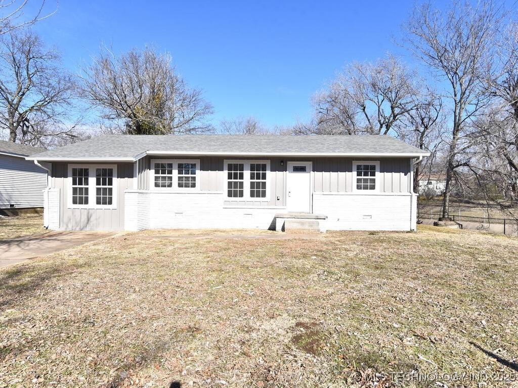 E 51st Pl N, Tulsa, OK 74126