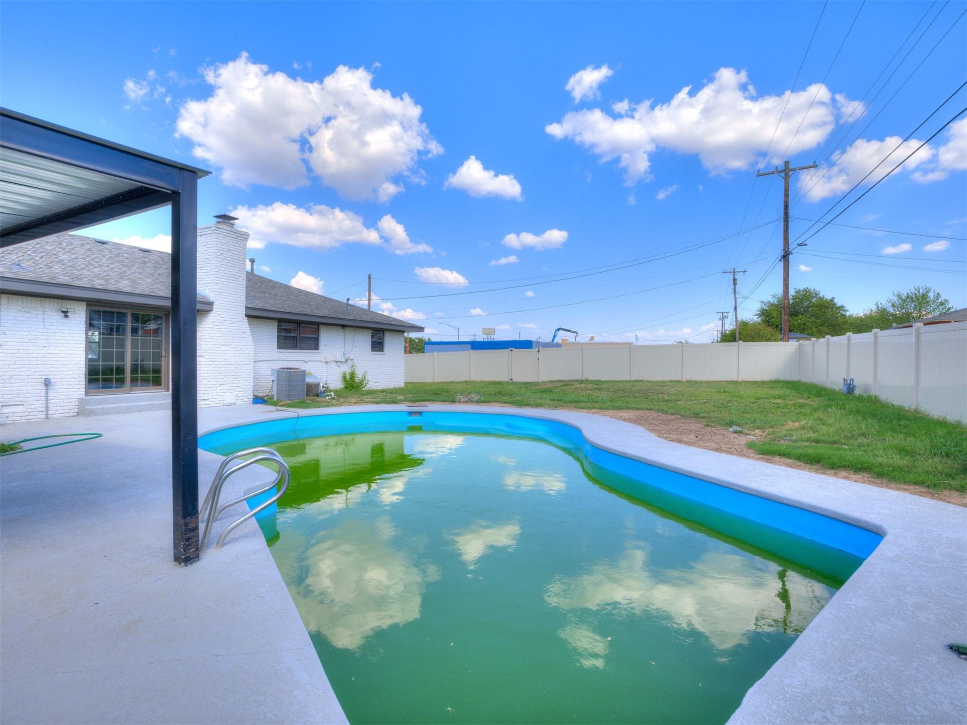 E 21st St, Tulsa, OK 74129