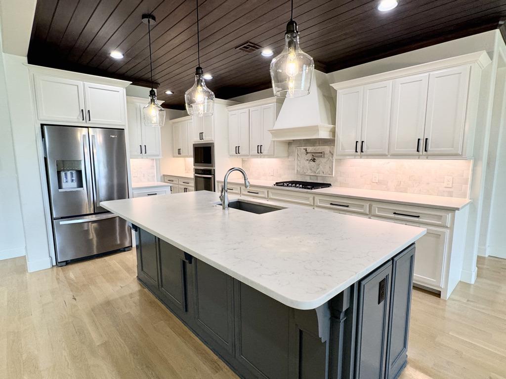 S Indianwood Ave, Broken Arrow, OK 74011