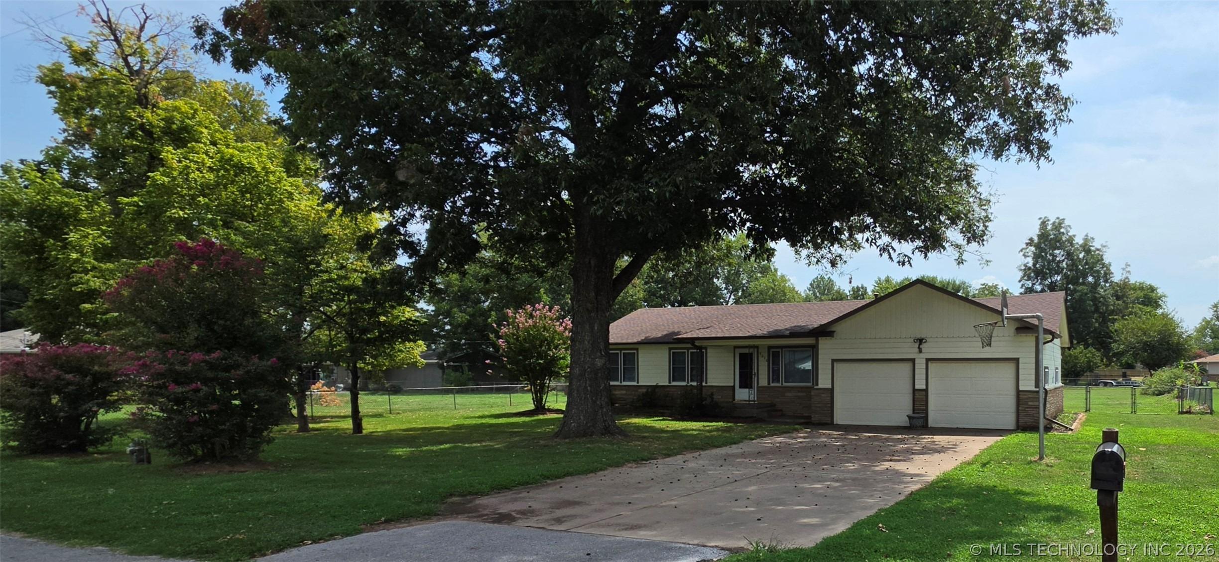 E 129th St S, Bixby, OK 74008