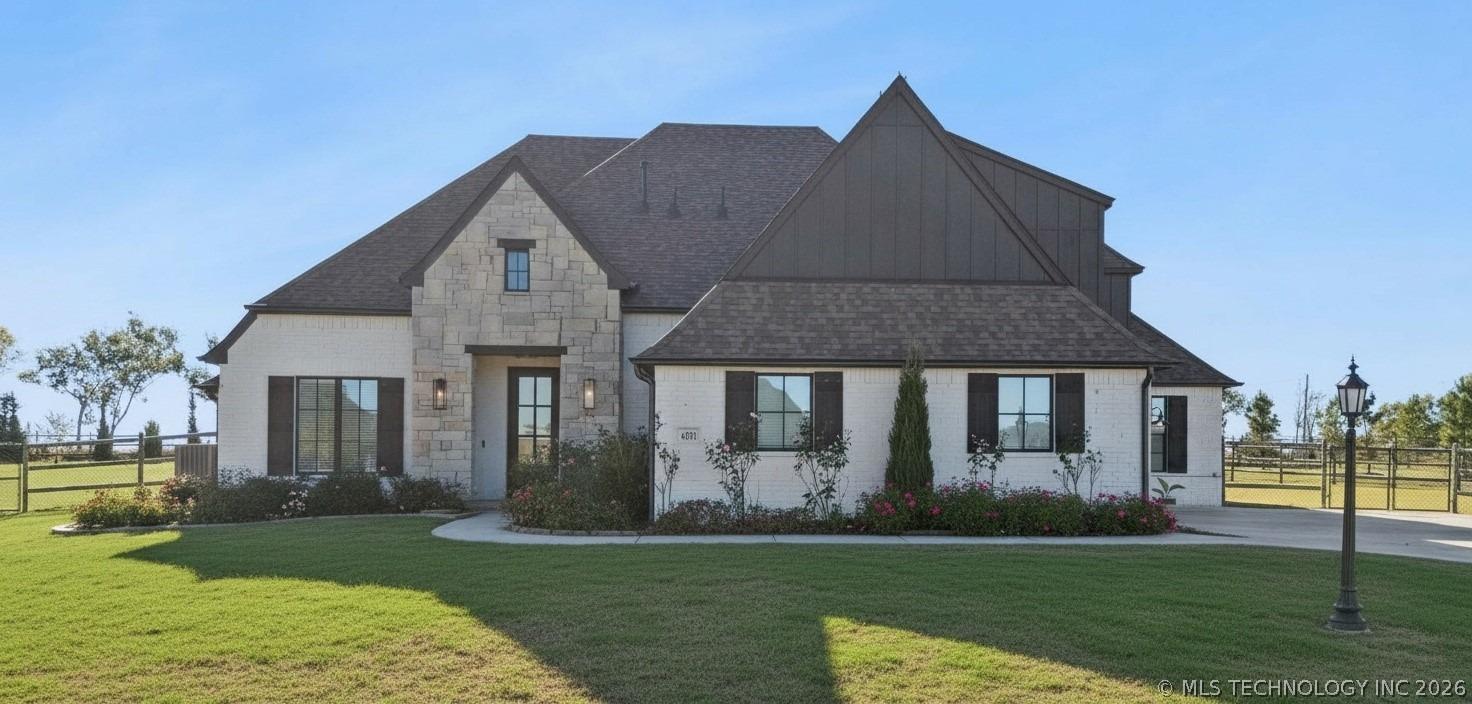 N Creekwood Dr, Owasso, OK 74055