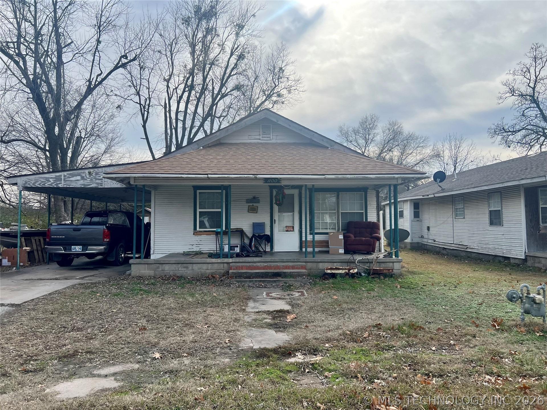 W 9th St, Okmulgee, OK 74447