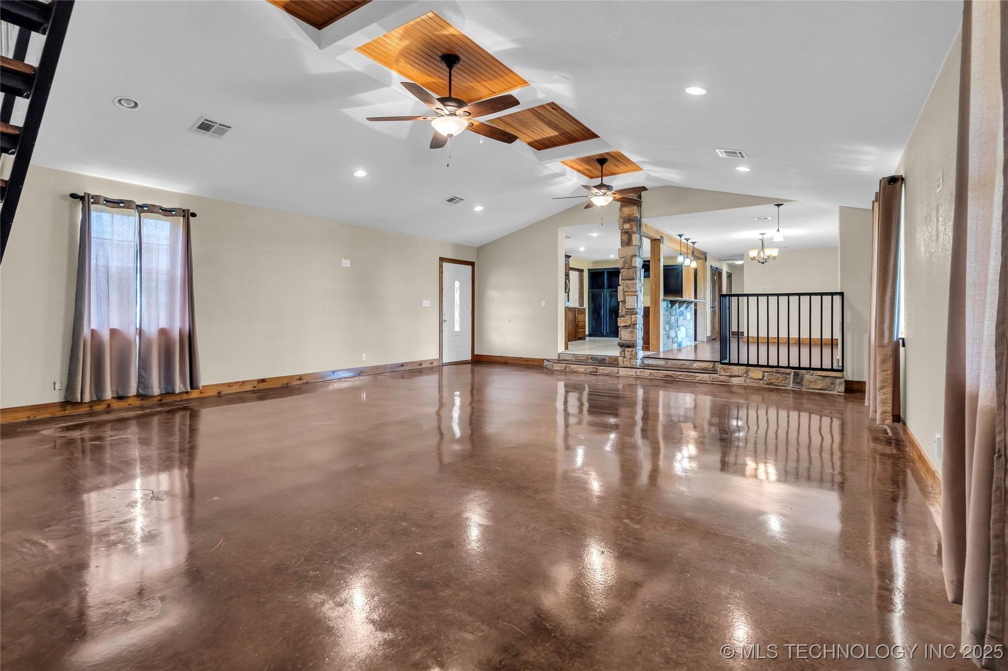 Cheek Rd, Lone Grove, OK 73443