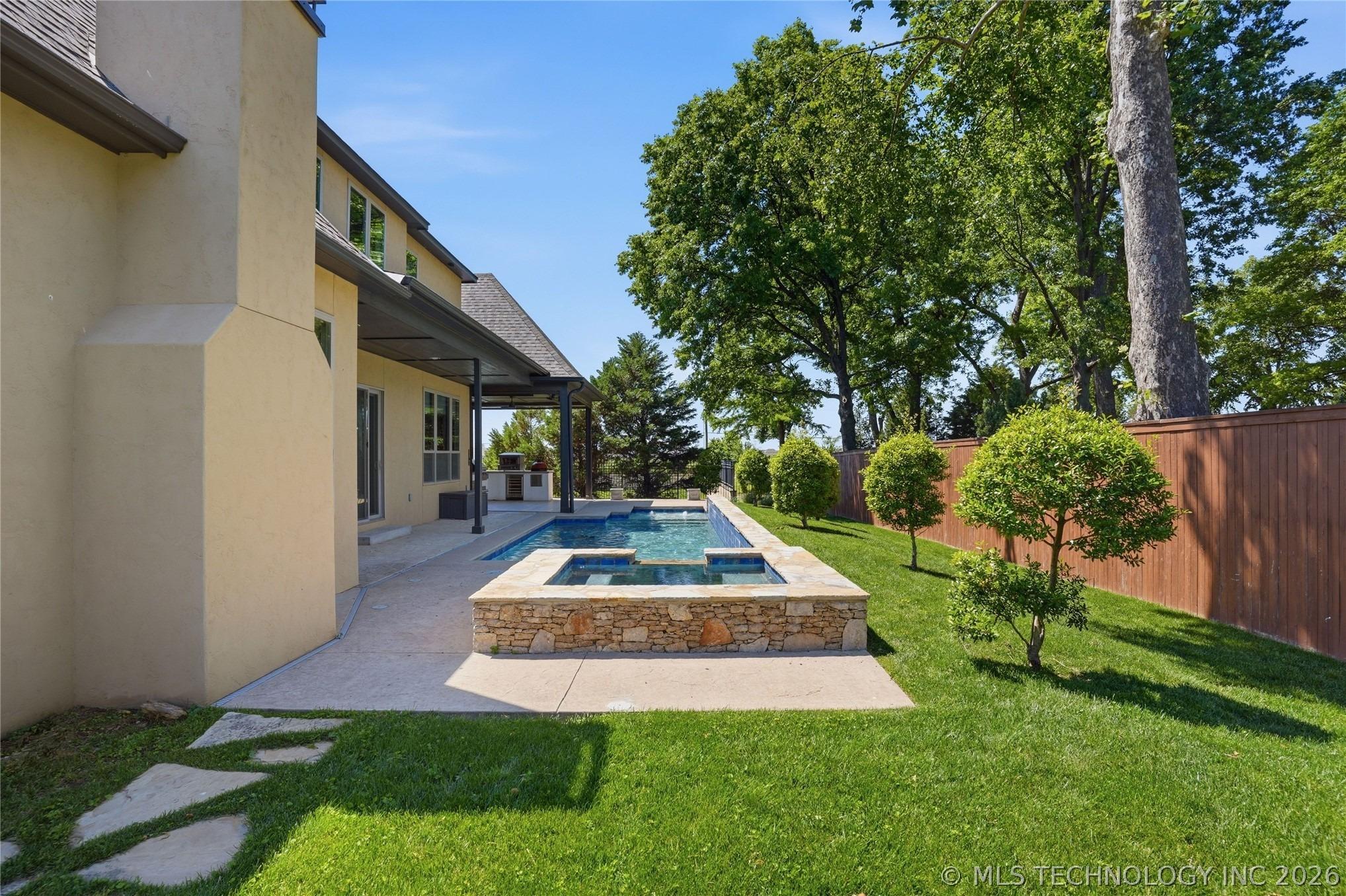 S Kingston Pl, Tulsa, OK 74137