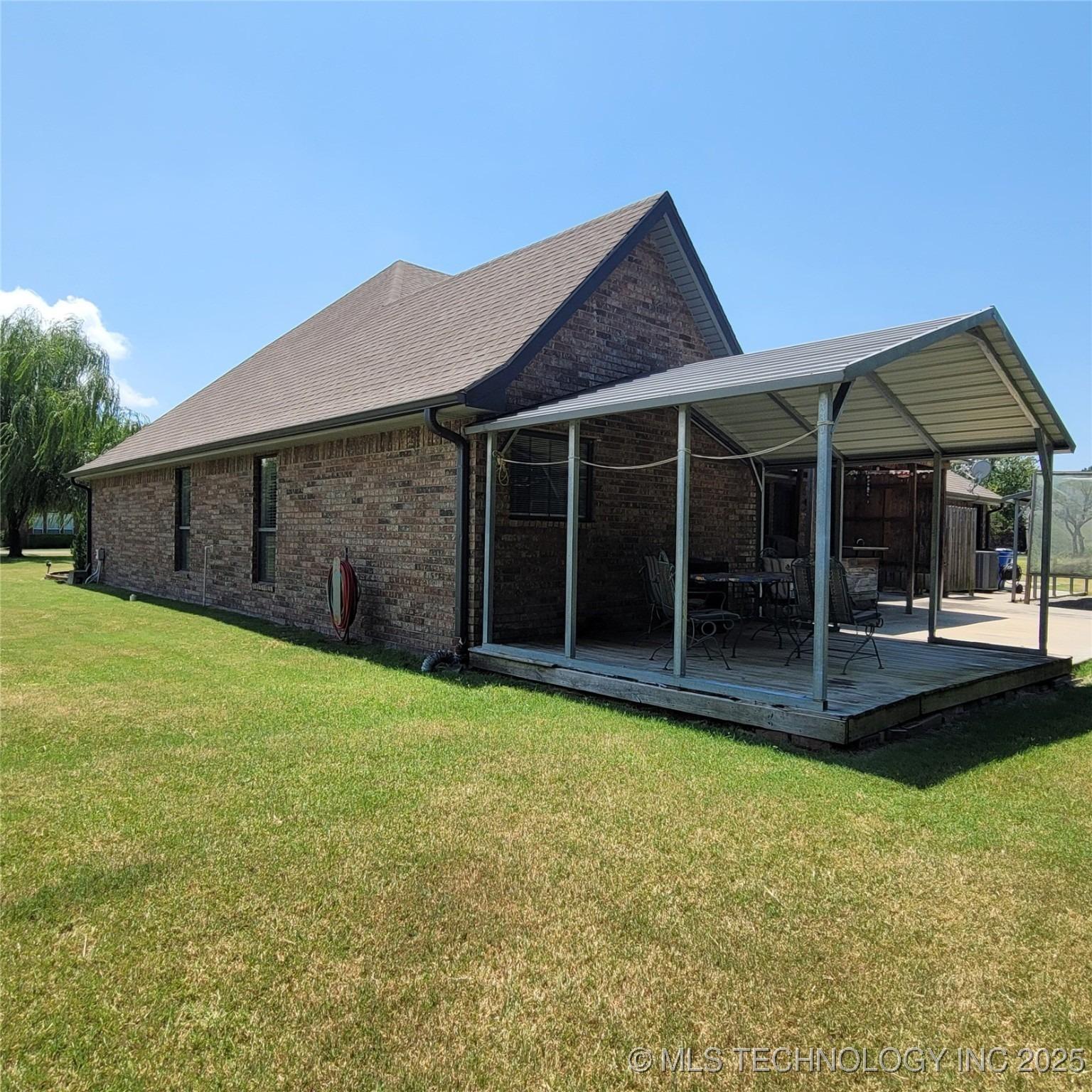 N Spinnaker Run, Stigler, OK 74462