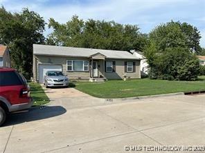 E Latimer St, Tulsa, OK 74115
