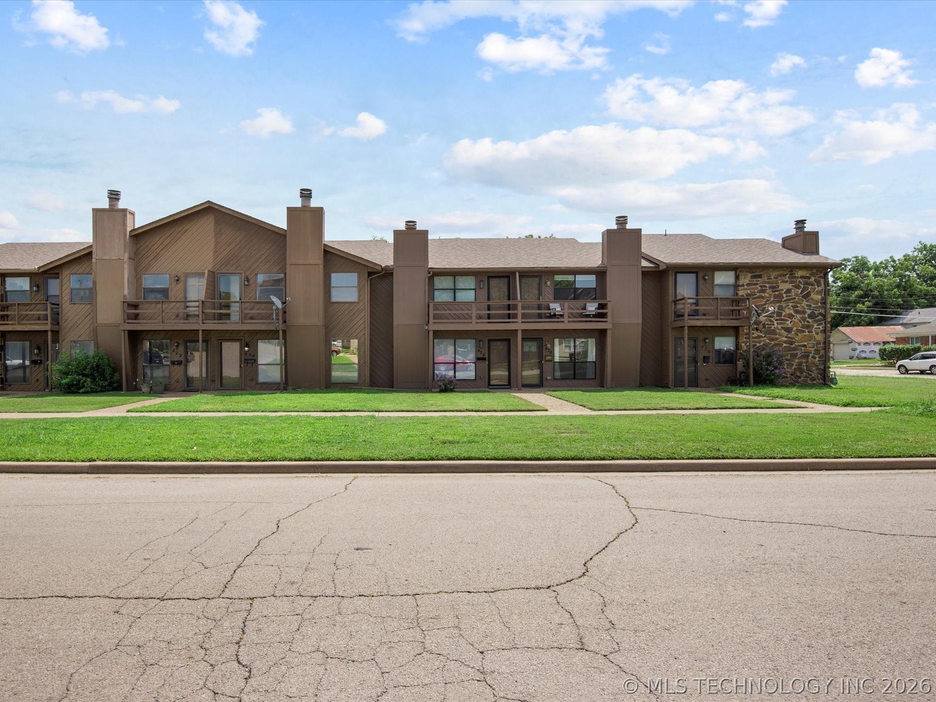 S Shawnee Ave, Bartlesville, OK 74003