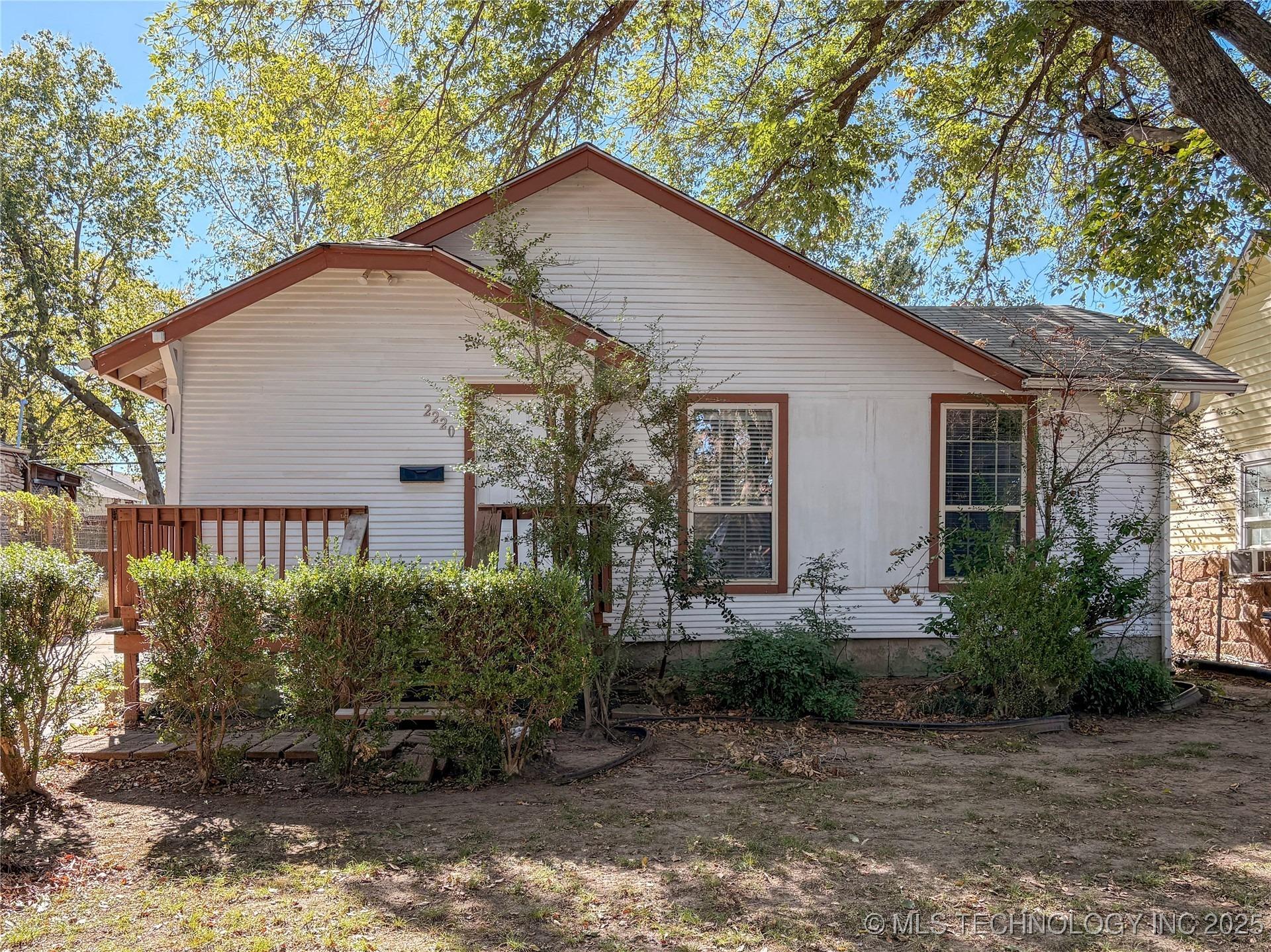 W 40th St, Tulsa, OK 74107