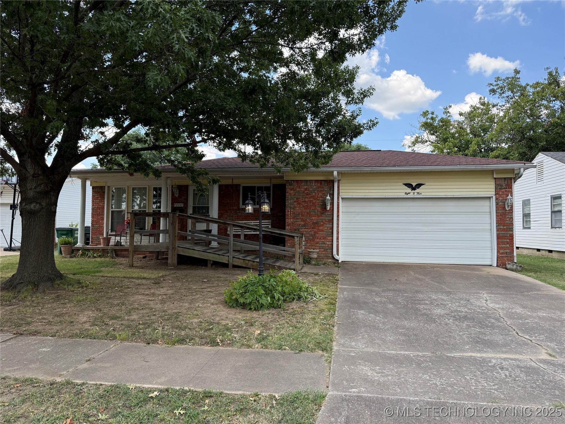 N Atlanta St, Owasso, OK 74055