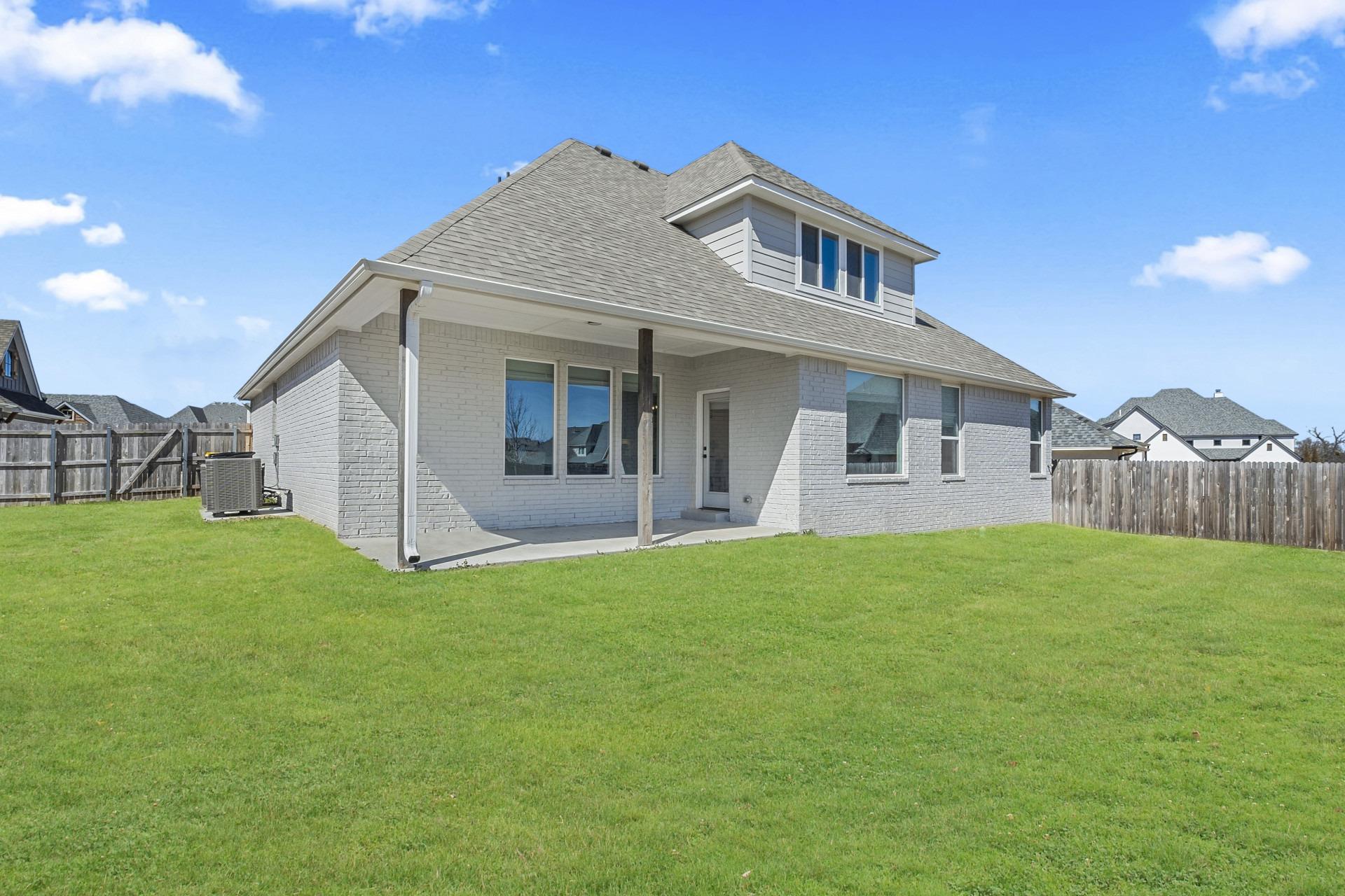 E 127th Pl S, Jenks, OK 74037