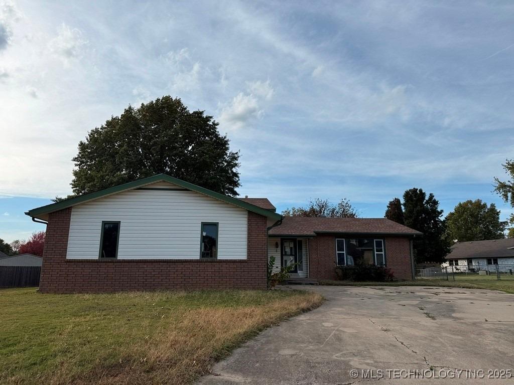 Dakota Pl, Muskogee, OK 74403