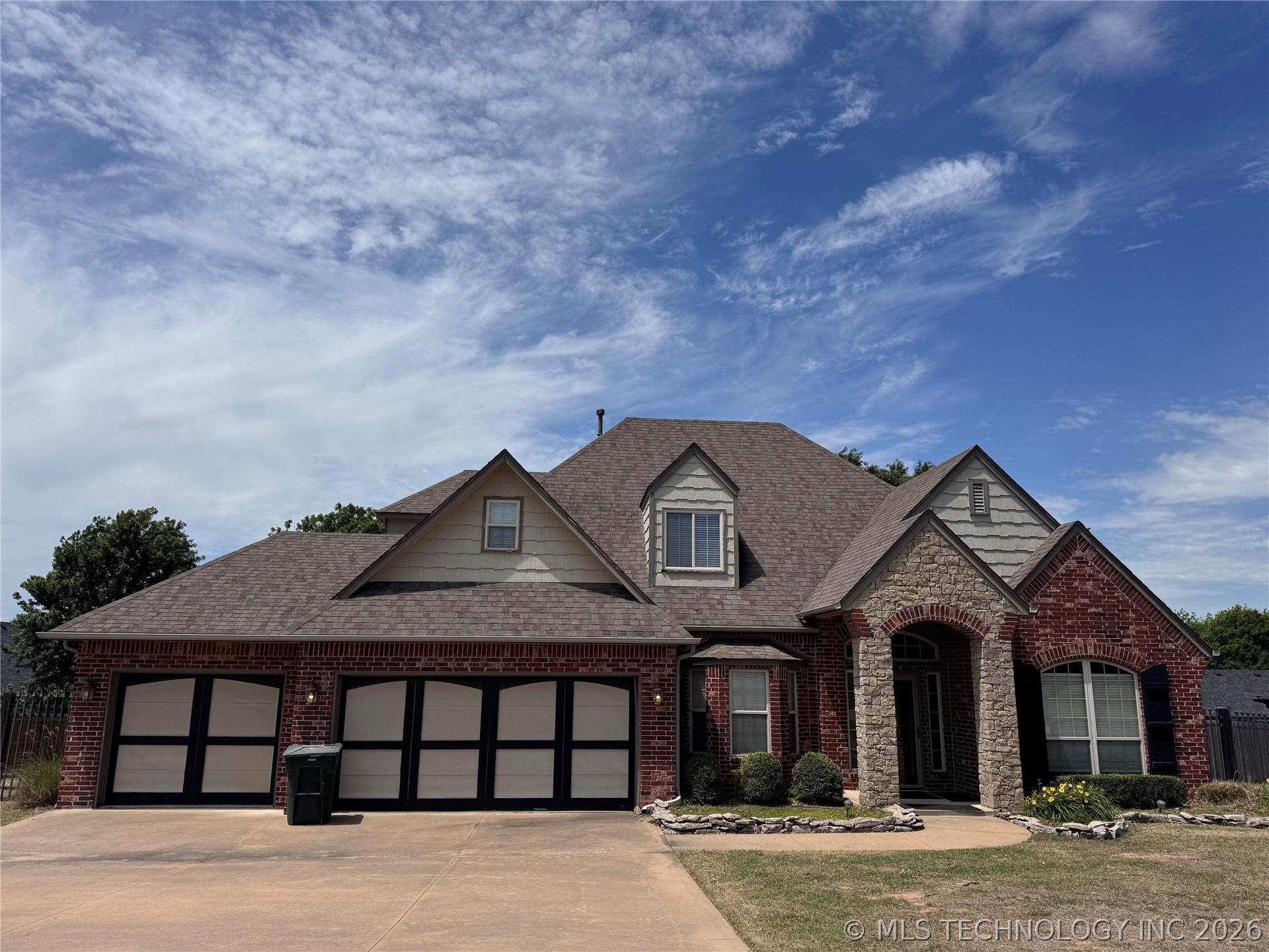 S Tallchief Ave, Skiatook, OK 74070