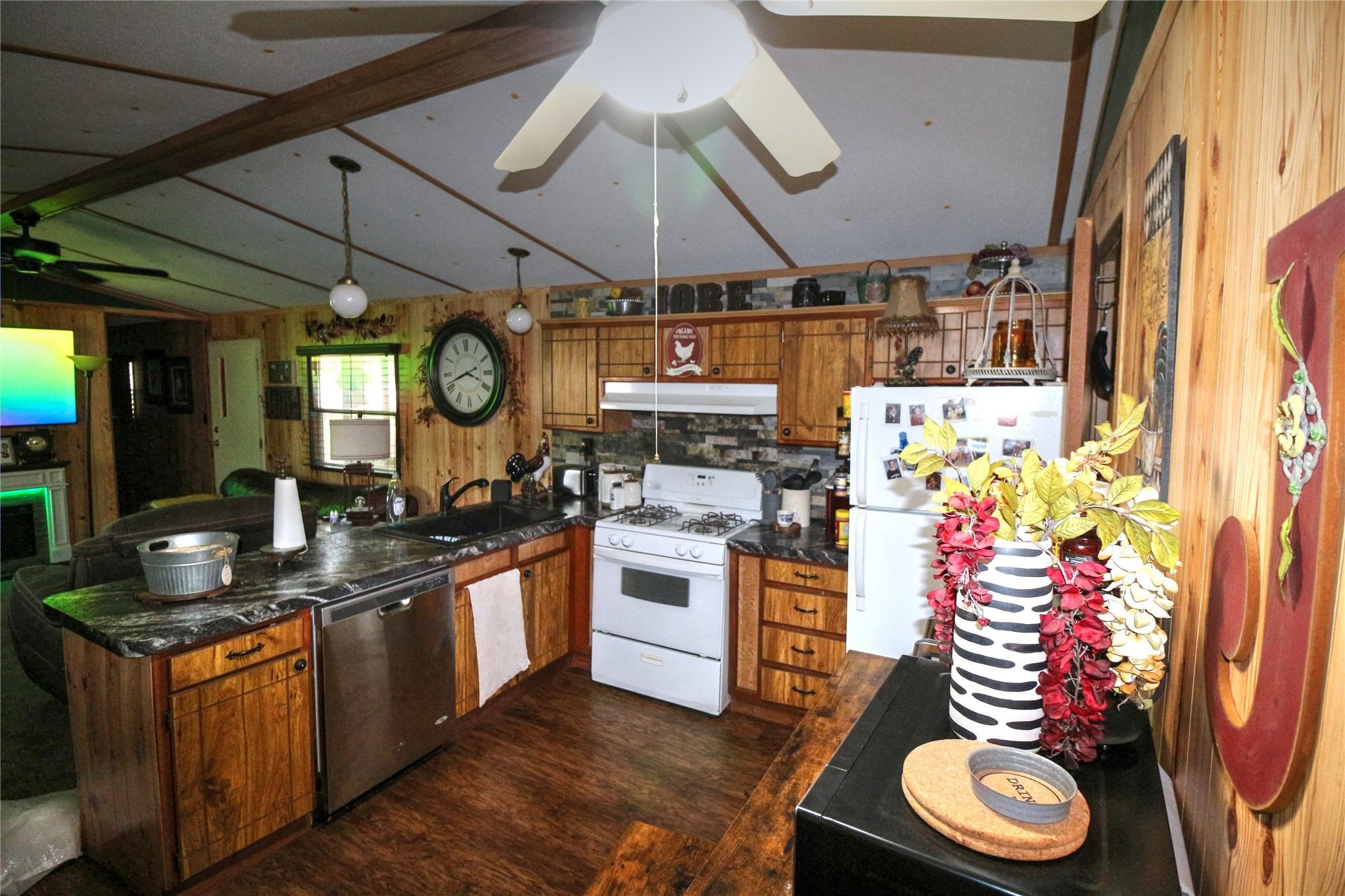 Tomahawk Ln, Kingston, OK 73439