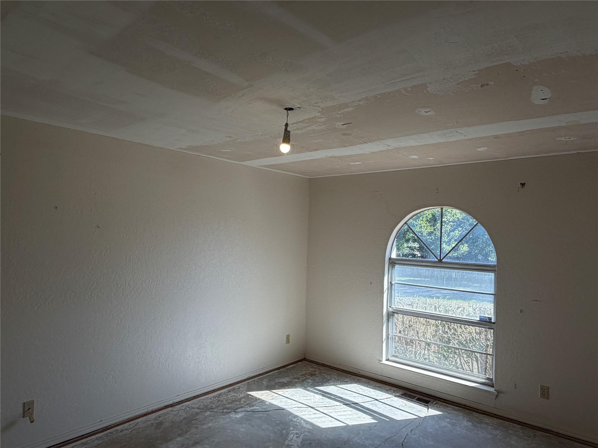 E 75th St, Tulsa, OK 74133