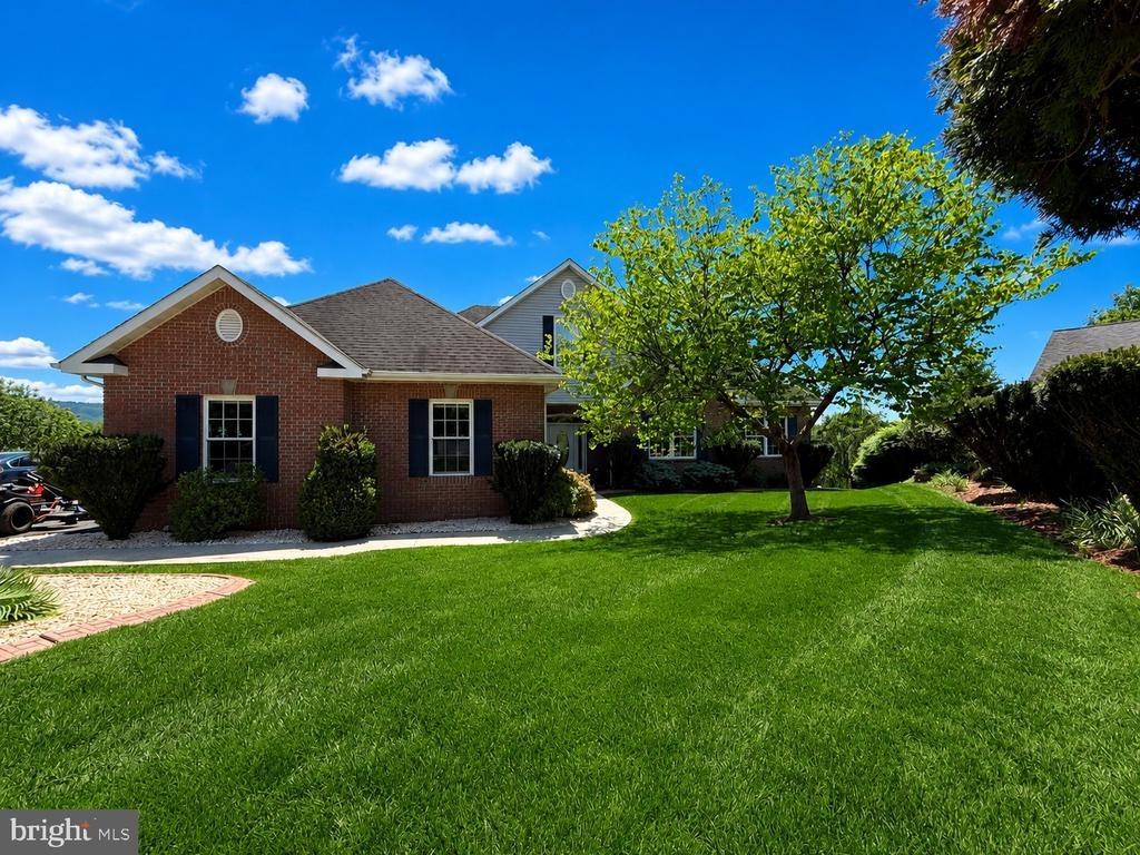 Carrington Ct, Cumberland, MD 21502
