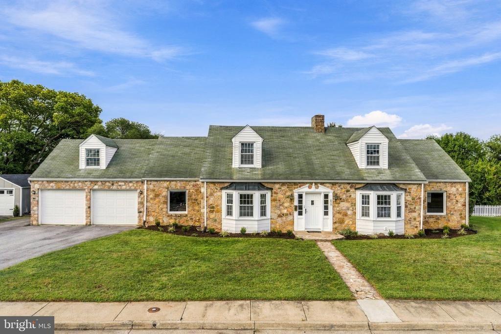 W 15th St, Front Royal, VA 22630