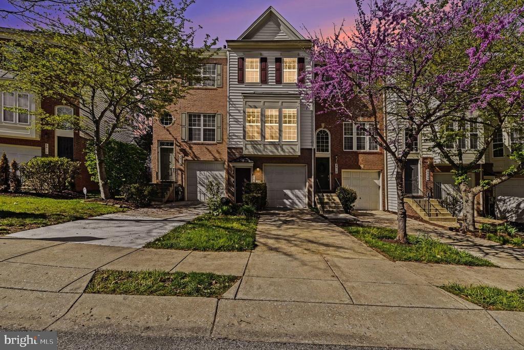 Pennington Dr, Laurel, MD 20724