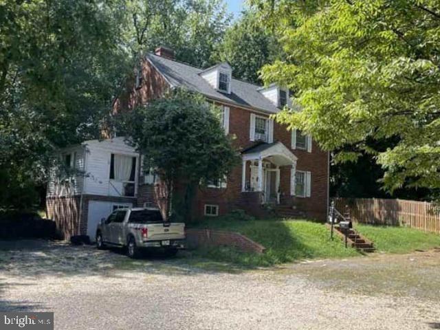 Arlington Blvd, Falls Church, VA 22044