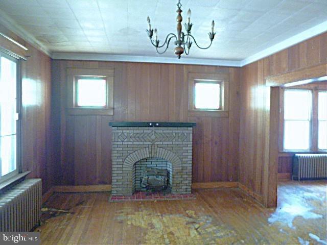 Oakcrest Ave, Parkville, MD 21234