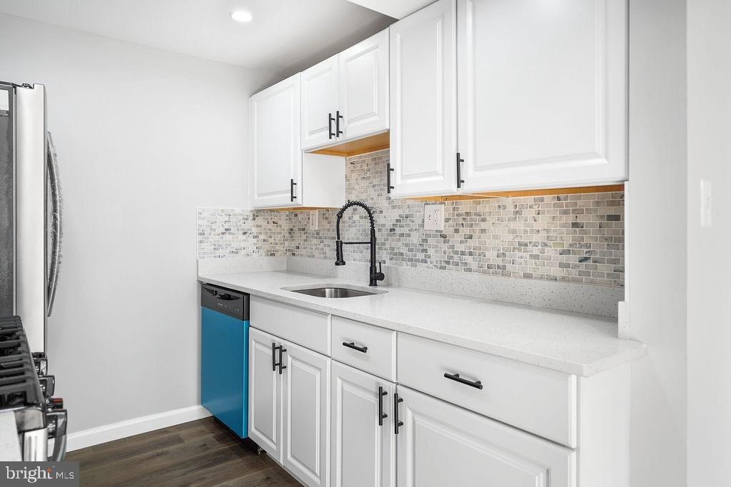 Dutch Village Dr, Hyattsville, MD 20785