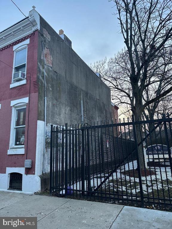 S 31st St, Philadelphia, PA 19146