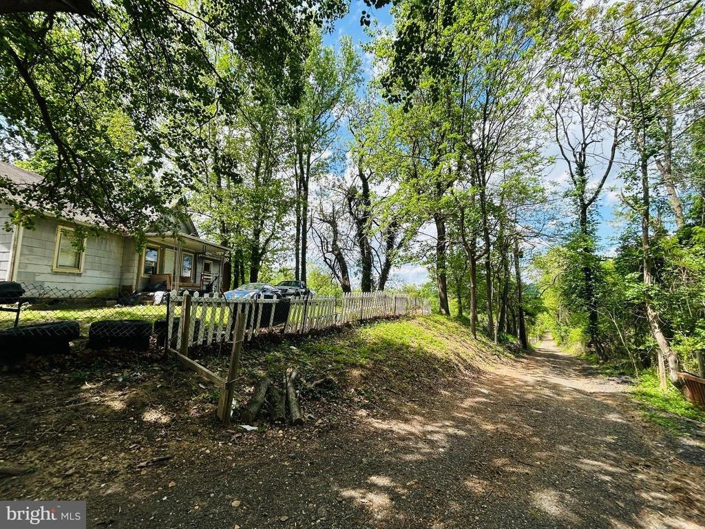 Ferguson Ln, Fort Washington, MD 20744