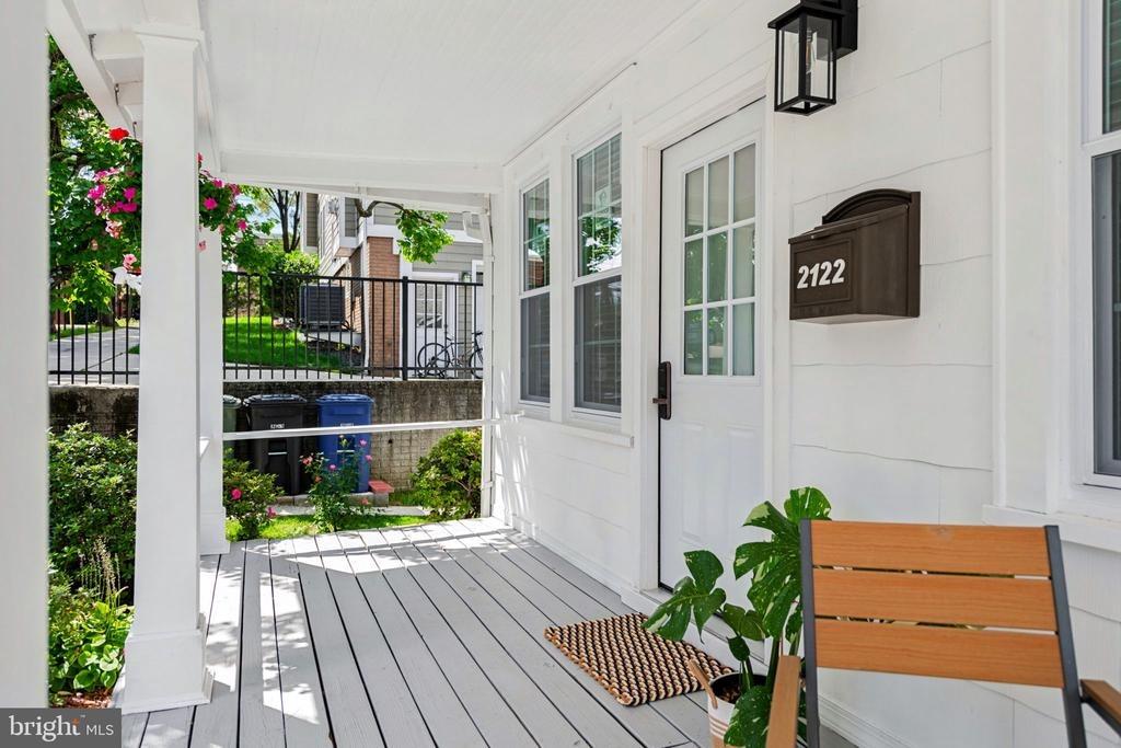 N Thomas St, Arlington, VA 22207