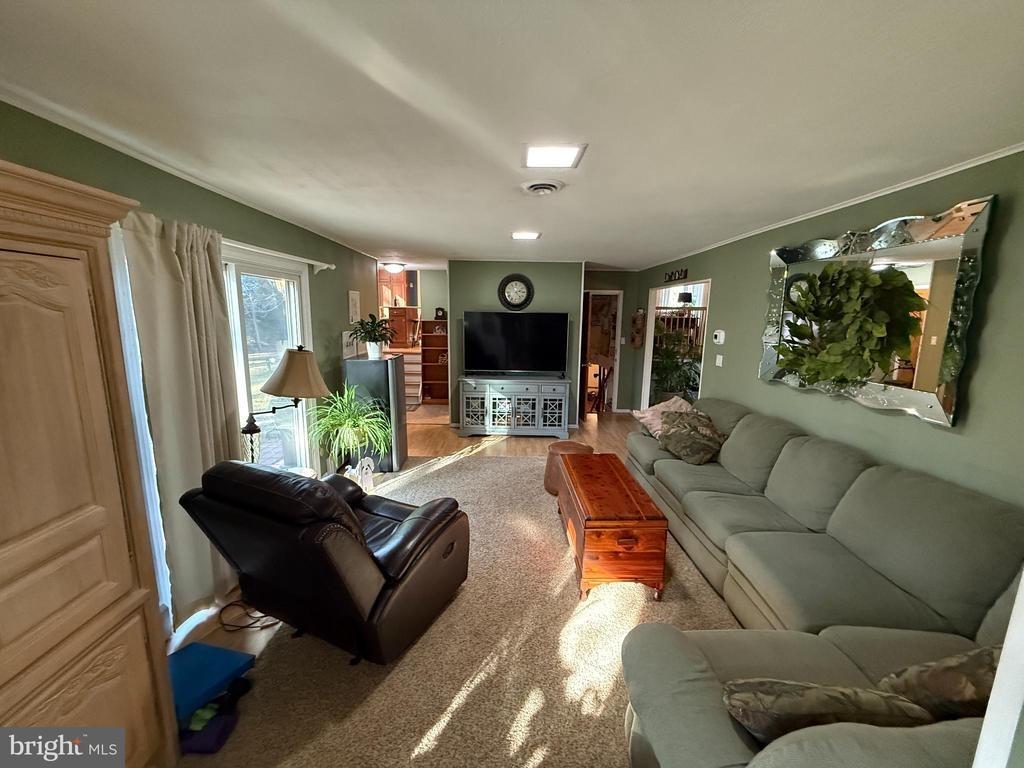 Cambridge Ct, Toms River, NJ 08753
