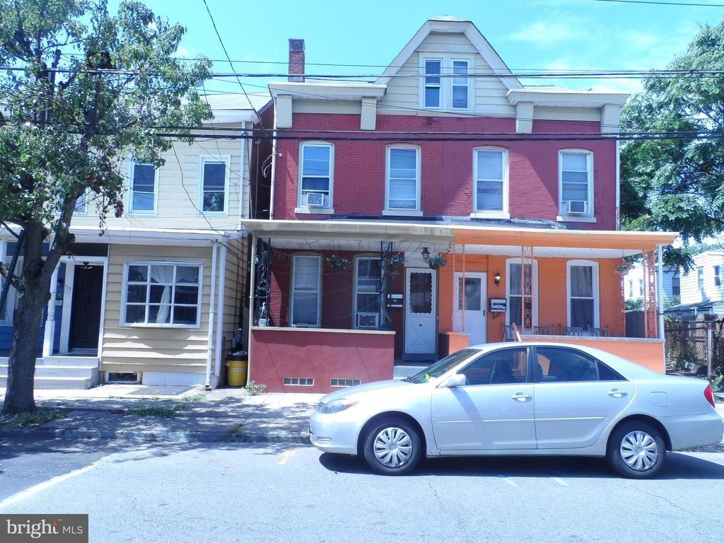 Division St, Trenton, NJ 08611