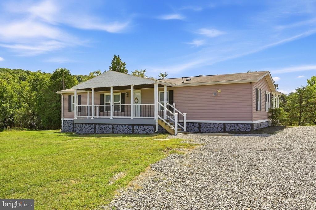 River Valley View Dr, Harpers Ferry, WV 25425