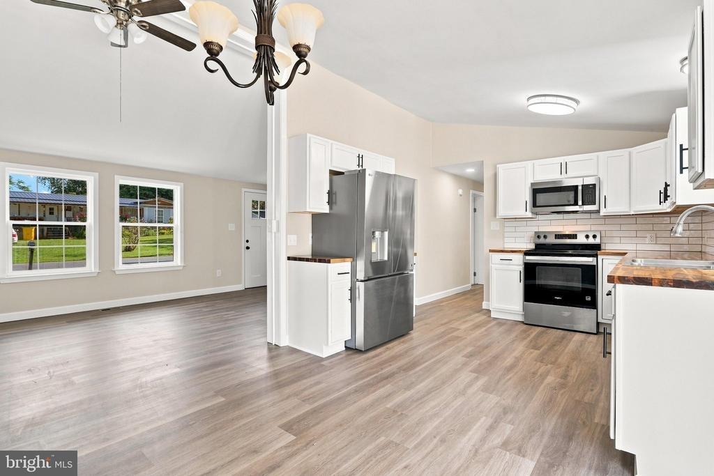 Anvil Rd, Kearneysville, WV 25430