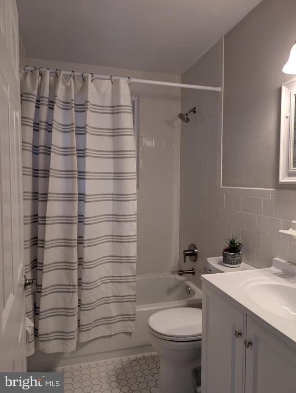 Guildford Rd, Glen Burnie, MD 21060