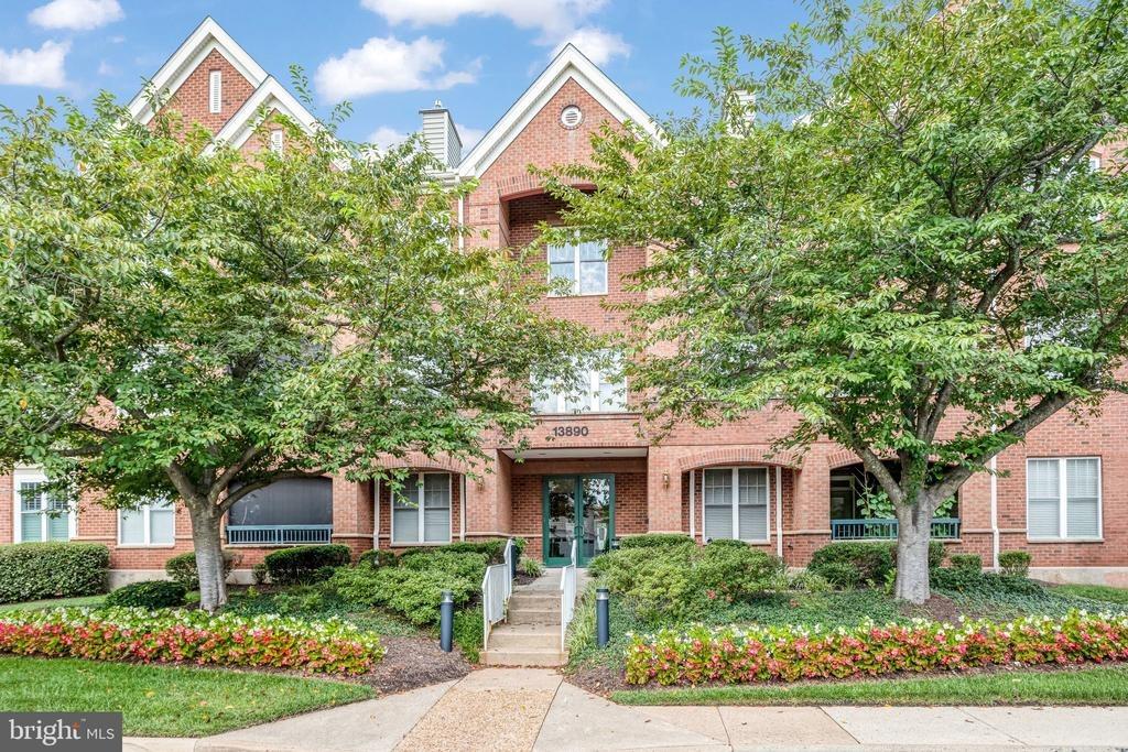 Chelmsford Dr, Gainesville, VA 20155