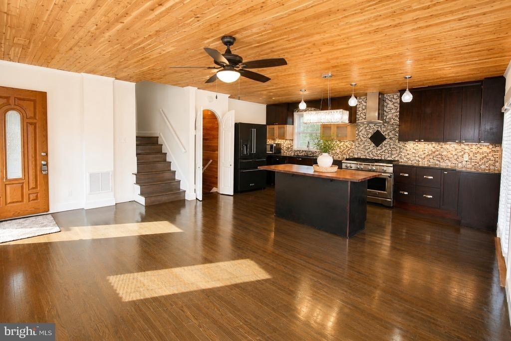 N Hammonds Ferry Rd, Linthicum Heights, MD 21090