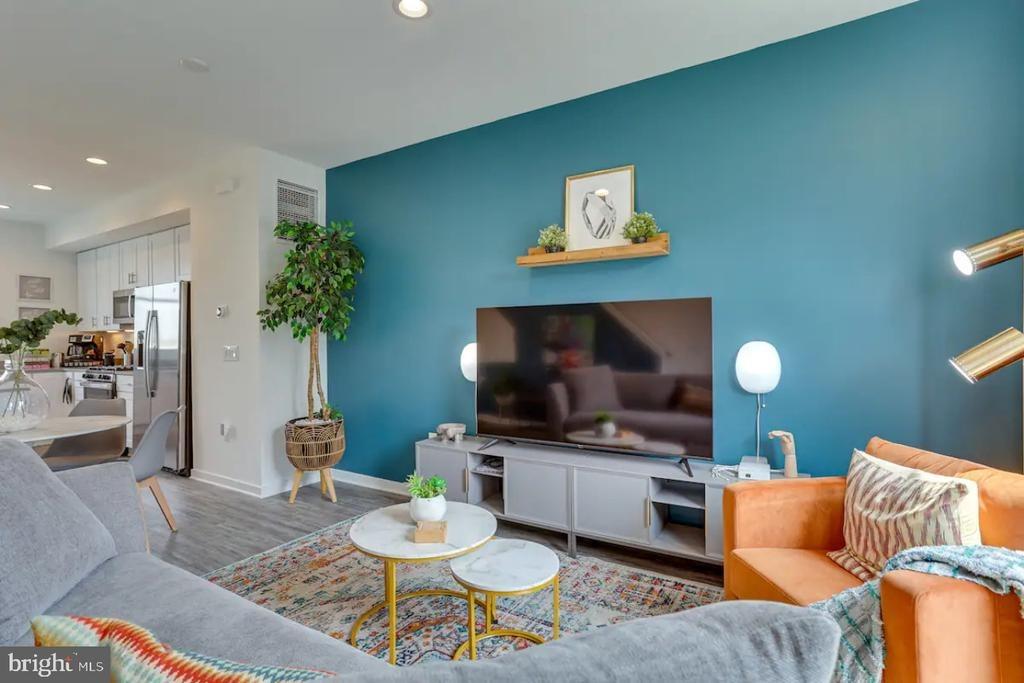 Northbank Pl, Philadelphia, PA 19125