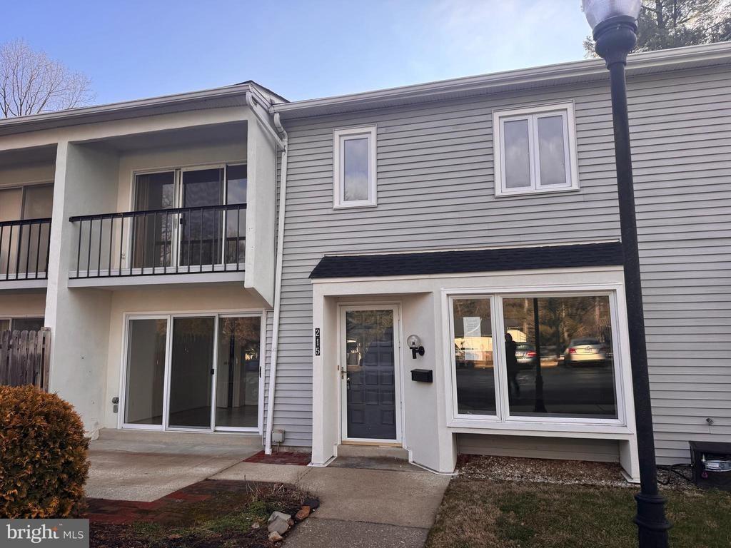 E Chelsea Cir, Newtown Square, PA 19073