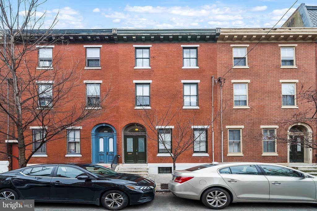 N 17th St, Philadelphia, PA 19130
