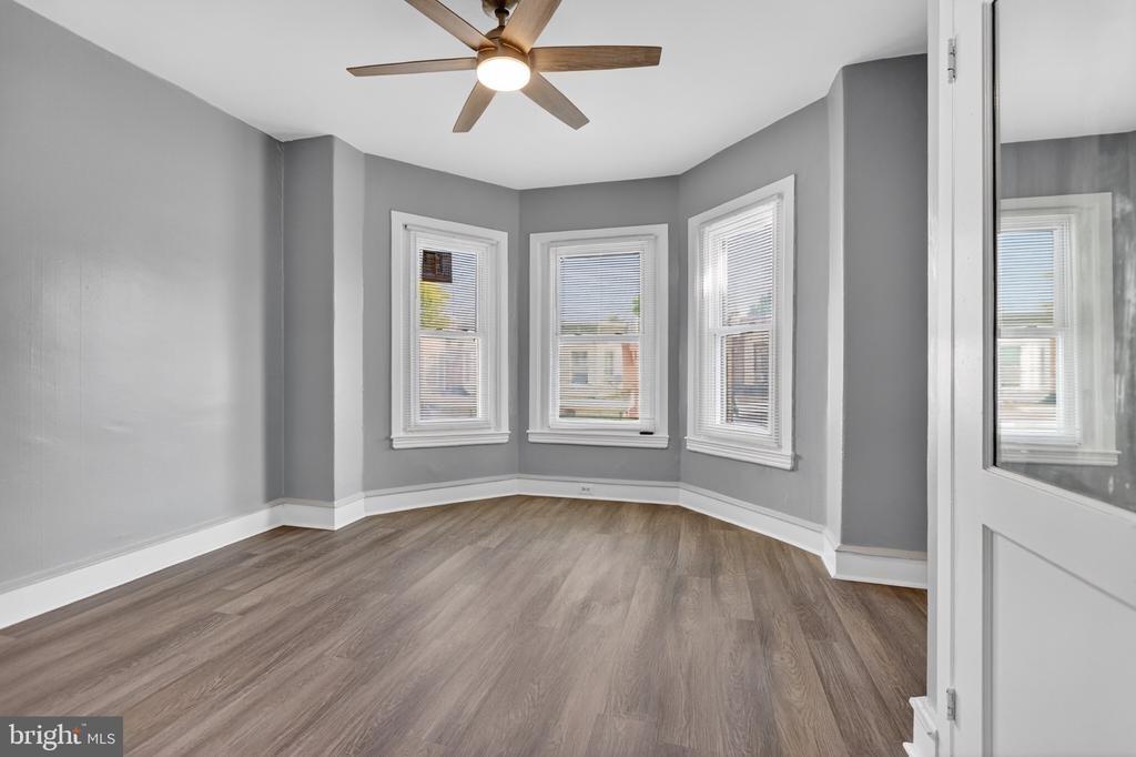 W Wellens Ave, Philadelphia, PA 19120