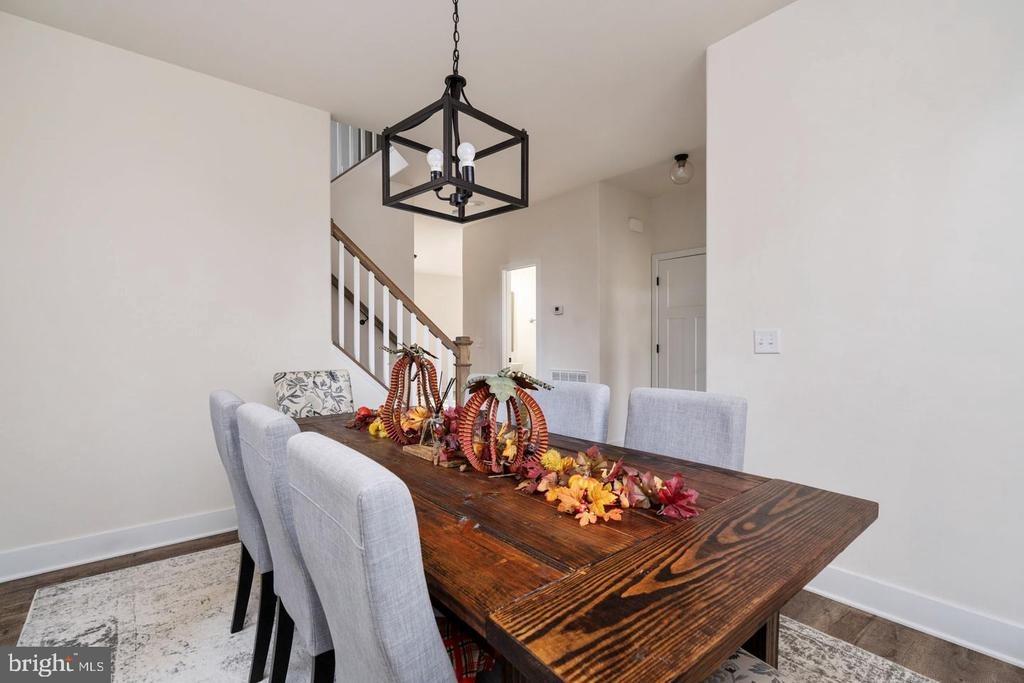 Crystal Ct, Locust Grove, VA 22508