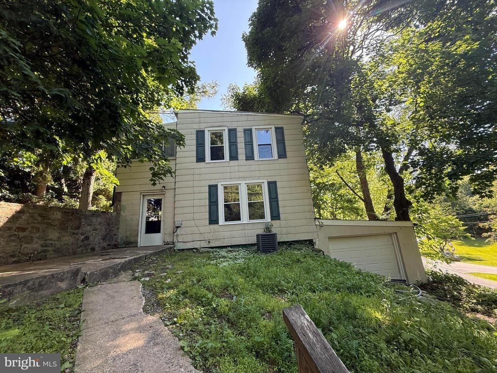 Poplar Rd, Fleetwood, PA 19522