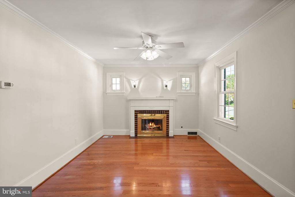14th St S, Arlington, VA 22204