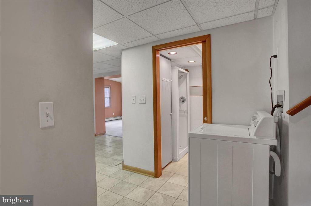 E Walnut St, Camp Hill, PA 17011