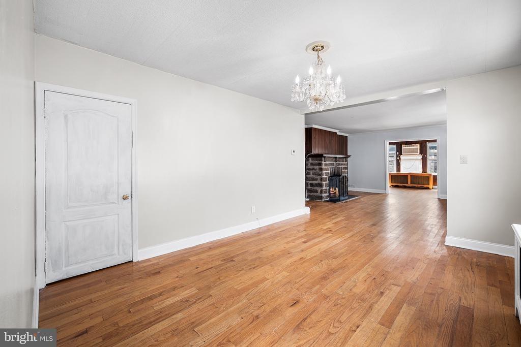 Rogers Ave, Upper Darby, PA 19082
