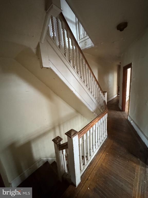 W Columbia Ave, Philadelphia, PA 19151