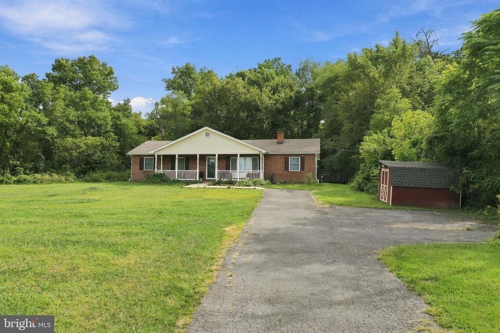 Strasburg Rd, Strasburg, VA 22657