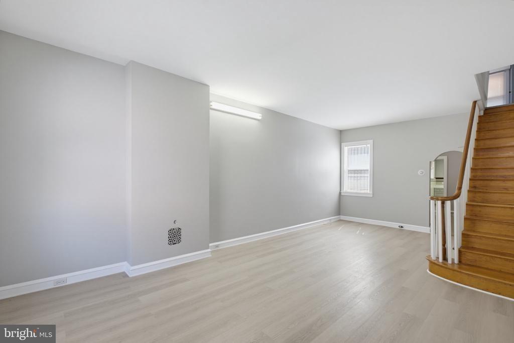 E Hazzard St, Philadelphia, PA 19125
