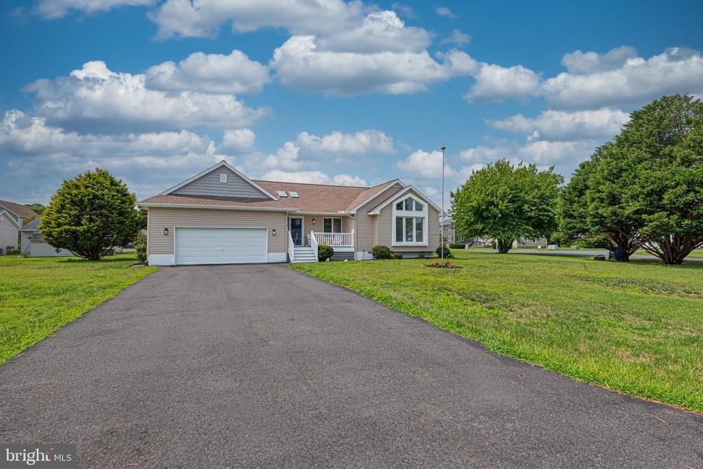 Bayview E, Selbyville, DE 19975