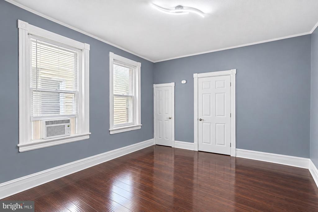 Walnut St, Catasauqua, PA 18032