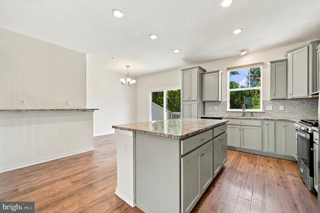 Boulder Dr, Downingtown, PA 19335